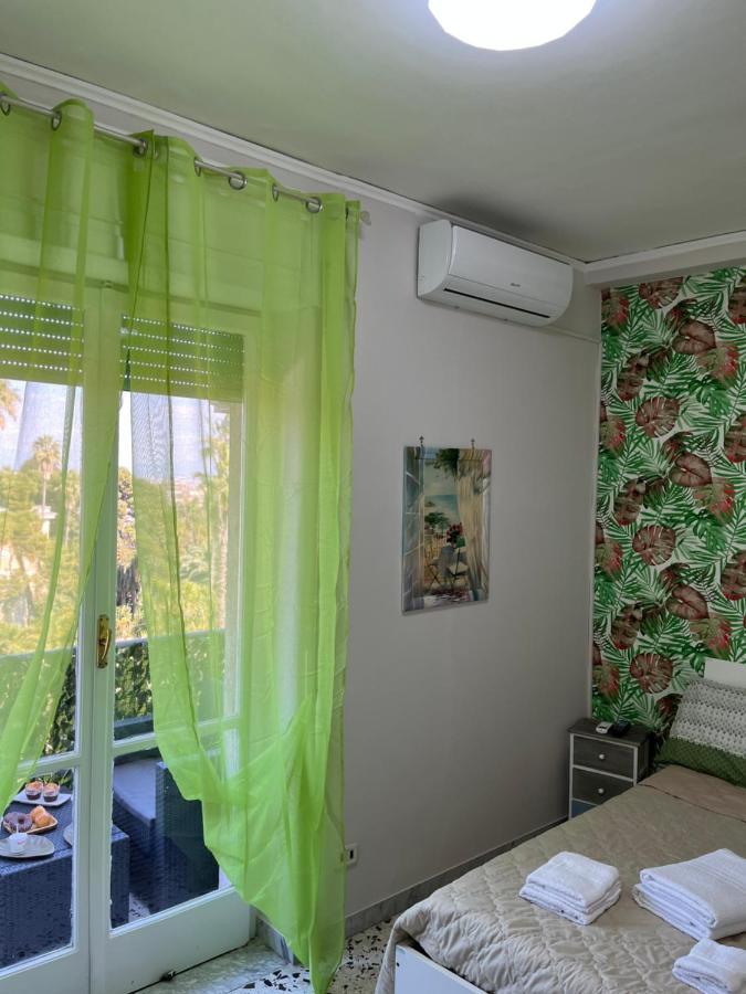 B&B Rosy เนเปิลส์ ภายนอก รูปภาพ